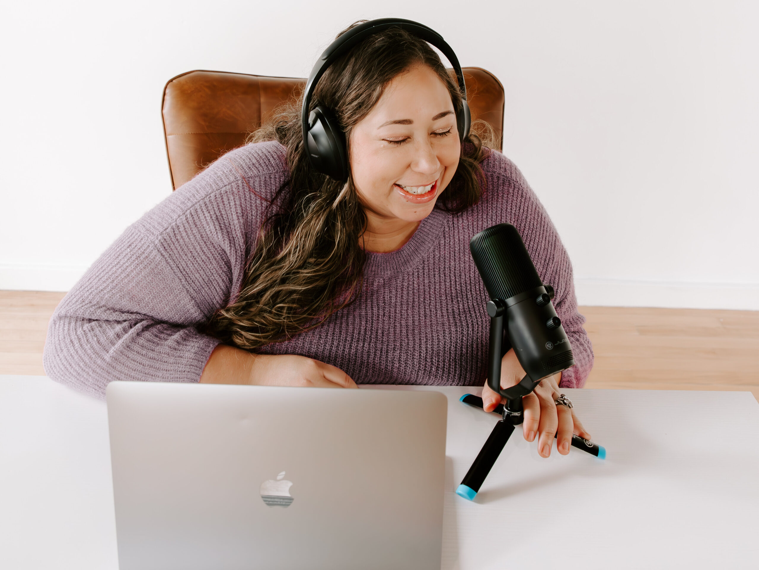How to Find Time to Record Podcast Episodes as a Mom